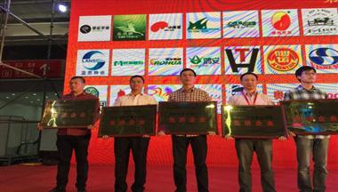 鐵騎力(li)士隆重(zhong)參展(zhan)畜博會 優(you)質(zhi)産(chan)品(pin)引四方(fang)好評